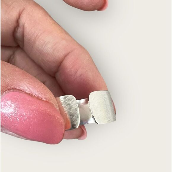 Thumb ring adjustable size, stamped .925 - Picture 8 of 9